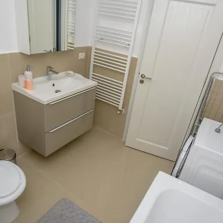 M7 Apartment *
